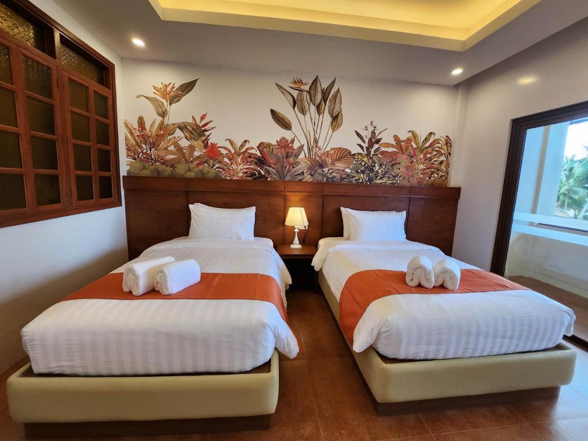 Costa Celine Beach Resort Kinablangan Kültér fotó